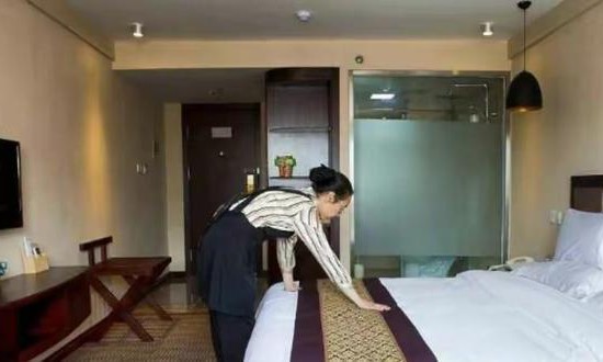 2024年住宿服务行业的产业链供需布局及发展现状