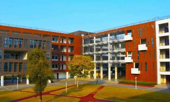 职业学校行业市场调研与前景研究：职业教育专业大幅调整优化