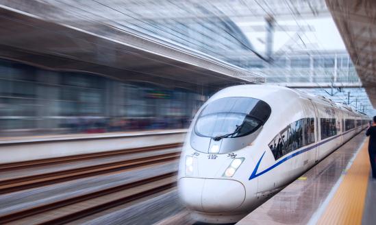 中国基建行业：2023年中国基建行业投资高达“23万亿元”