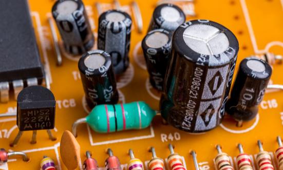 显示器件行业市场规模及未来趋势分析2024