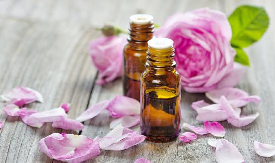 2024年玫瑰精油行业供需分析报告：我国市场需求量呈现逐年增长的态势