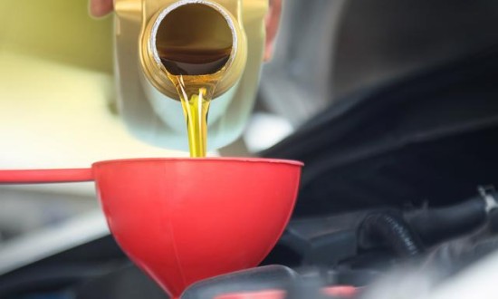 2024年中国机油行业的产业链供需布局及发展前景