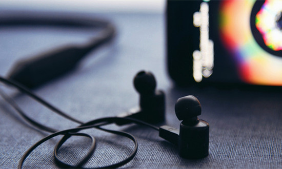 耳机行业发展分析 2023年中国开放式耳机市场销量同比增长130.2%