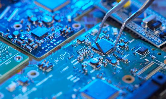 2024电路租赁产业链上下游现状及未来发展分析