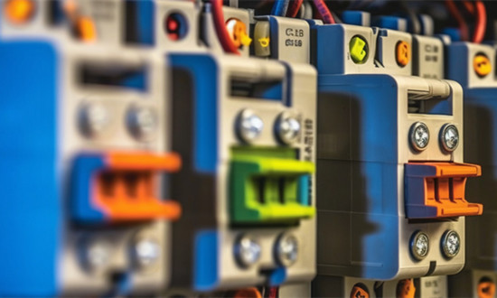 高压开关设备行业产业链全景及市场需求分析