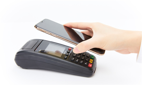 2024年移动电商行业深度调研 中国移动电商用户规模近年来不断扩大