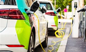 2024年电动汽车充换电站行业发展前景及投资风险预测 4月公共充电桩同比增长47%