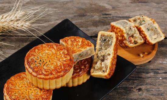 月饼包装进一步瘦身 2024月饼行业市场发展环境与消费趋势