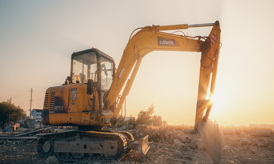 预计2024年挖机整个需求端同比增长近30% 2024挖掘机产业链及市场趋势分析