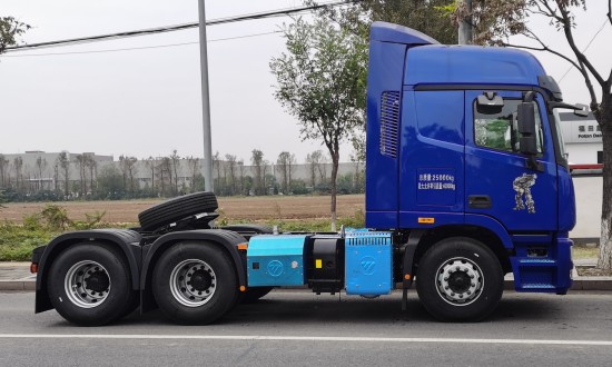 2024年中国半挂牵引车行业的产业链上下游结构及重点企业