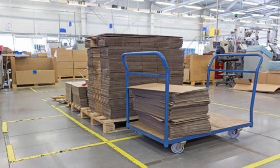 2023年全国纸及纸板生产企业约2500家 纸板行业市场格局及趋势预测