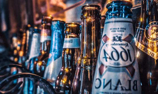 2024年酒吧产业现状及重点企业、未来发展趋势分析