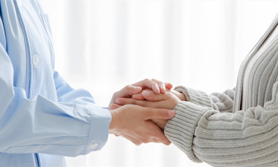 医养结合行业发展如何? 国家卫健委：全国医养结合机构的床位总数达200万张