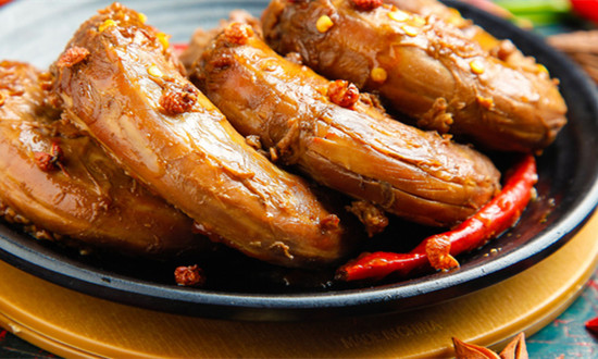 鸭脖行业市场格局及未来发展分析