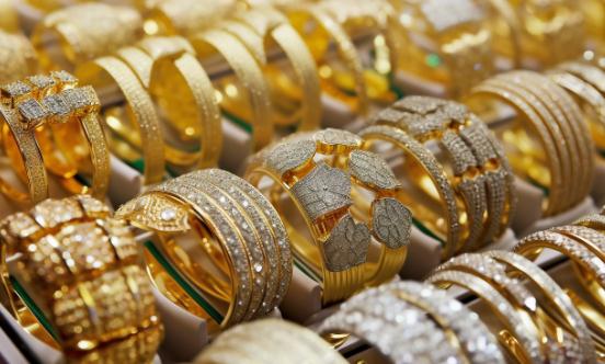多家黄金珠宝品牌境内足金首饰价格普遍突破742元/克 黄金珠宝首饰市场现状分析