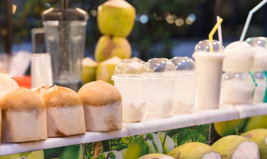 中国椰子行业市场形势及产业链构成分析