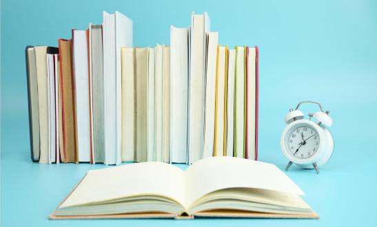 中国K12教育行业市场发展环境：公办学校数量总体下降，民办学校规模逐年上升