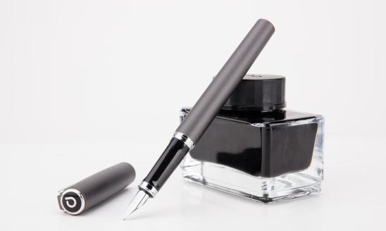 墨水行业市场深度分析及产业链构成：数码喷印墨水领域发展势头强劲