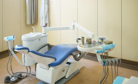 2024私人诊所行业市场环境及市场规模分析