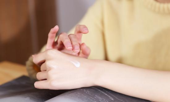 中国护手霜行业发展总体概述与产业链构成分析