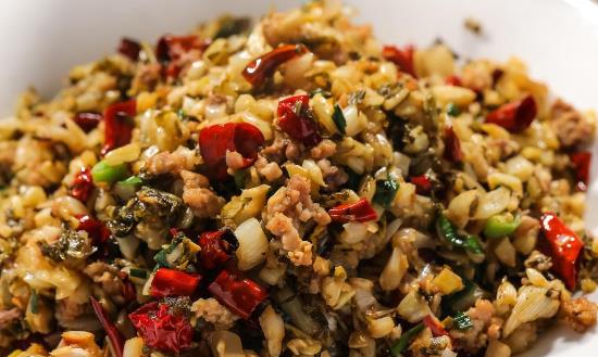 下饭菜行业发展研究报告：中式米饭快餐赛道热闹纷呈