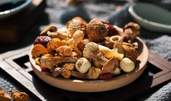 中国食用菌产业链供需布局与招商发展策略