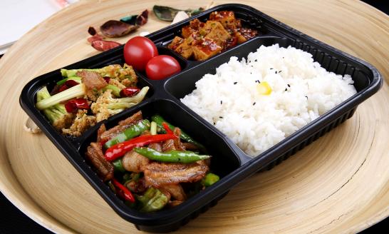 中国快餐行业市场全景调研与发展前景预测：预制菜市场份额逐渐提升