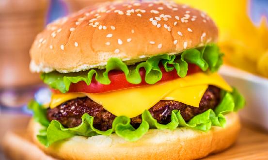 快餐行业市场全景调研报告2024：未来我国快餐市场将持续增长