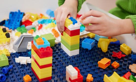 2024积木产业链供需布局及市场消费格局分析