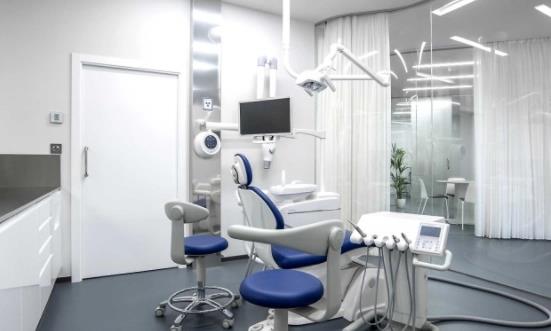 口腔诊所产业现状及未来分析：预计2025年市场规模有望超过30亿元