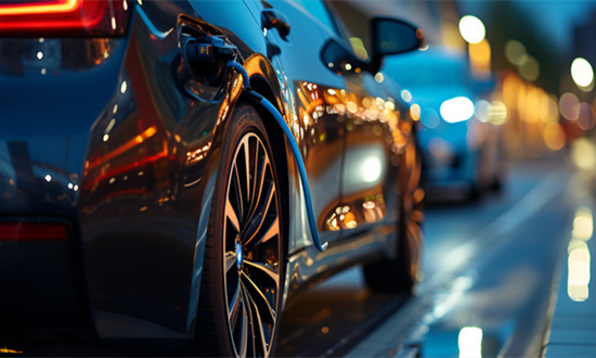 新能源汽车金融行业市场调查及未来趋势预测2024