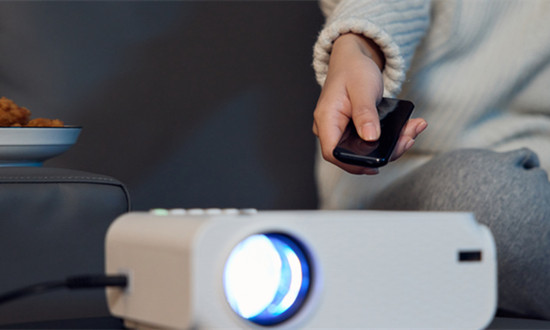 投影仪发展现状与市场分析