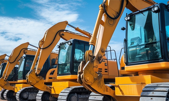 中国工程机械企业布局电动化、智能化 工程机械行业发展现状及趋势分析