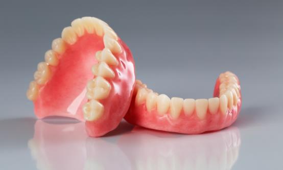 2025假牙行业发展现状 假牙(义齿)行业市场调查分析