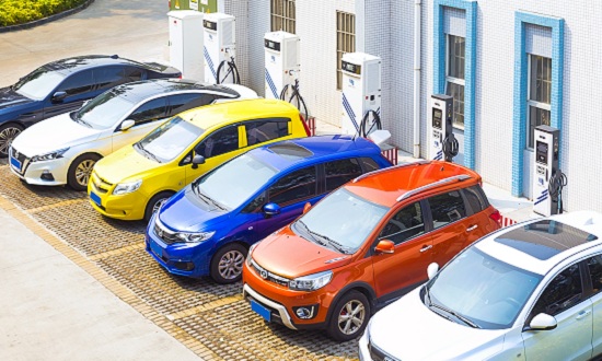 2025年新能源乘用车行业市场分析及发展前景预测