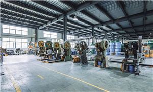 智慧工厂行业战略洞察 全球工业AI转型路线图与价值创造新范式