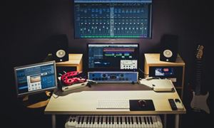 2026广告行业：从“大屏独大”到“全渠道覆盖”