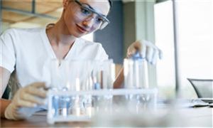 2026-2030年国内药品行业发展趋势及发展策略研究