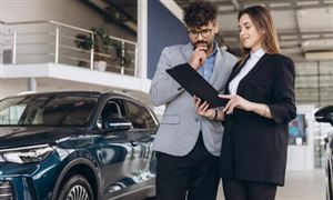 重塑与突围：2026年中国汽车经销商行业深度观察